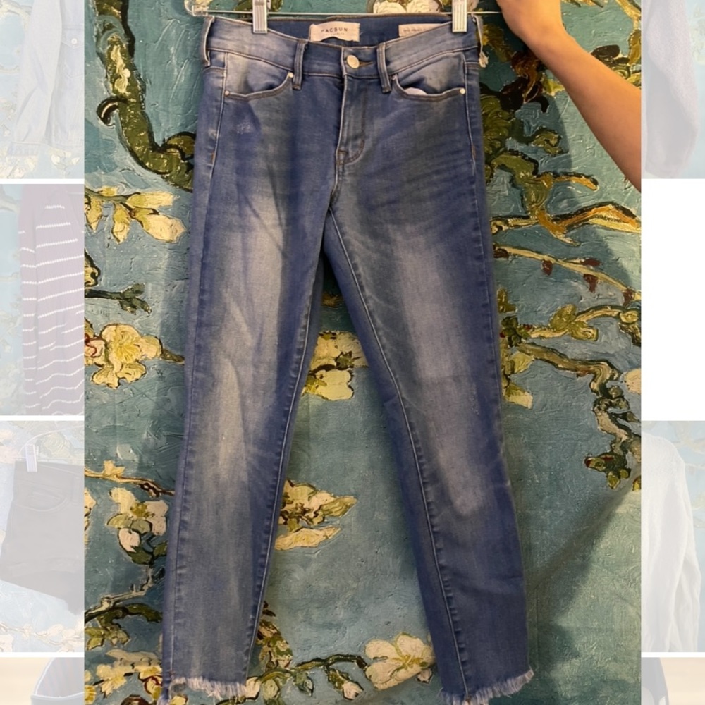 Pacsun Crop Frayed Hem Jeans